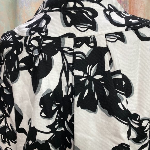 📌Casual Studio  Black and White Cotton Blazer - Jacket with Floral Print - Picture 6 of 16